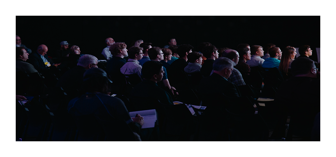 Ảnh nổi trung tâm